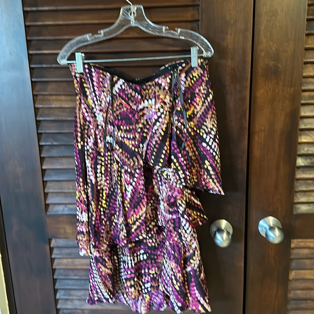 BCBG STRAPLESS DRESS - Picture 2 of 3
